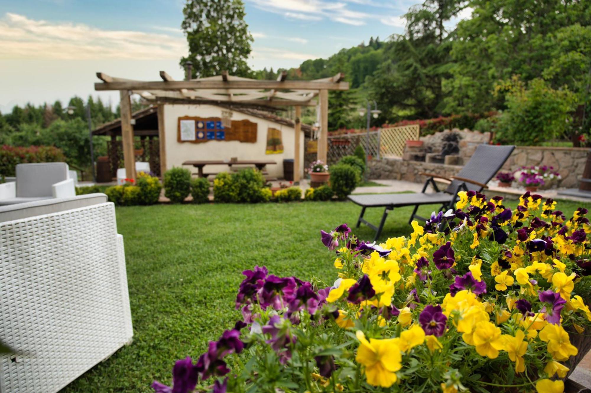 Agriturismo Biagiotti アッバディーア・サン・サルヴァトーレ エクステリア 写真