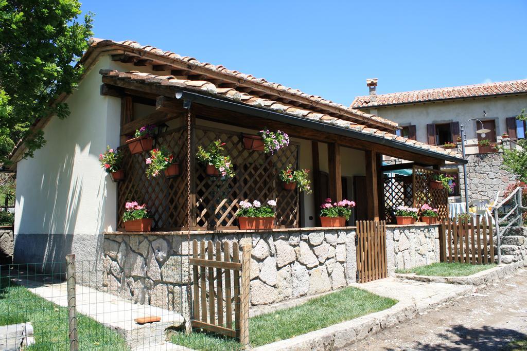 Agriturismo Biagiotti アッバディーア・サン・サルヴァトーレ エクステリア 写真